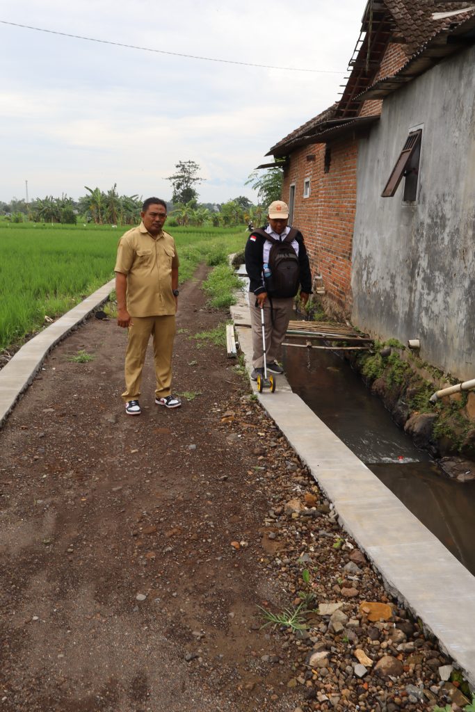 Pemerintah Desa Karangjati Laksanakan Monev Kegiatan Fisik Termin II 2025